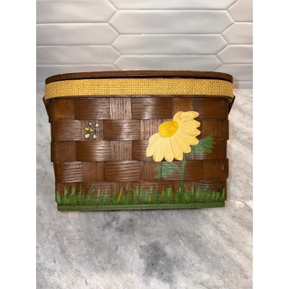 Super Cute Vintage Basket Purse Hand Painted Daisies Lined with Wooden Lid - Picture 3 of 9